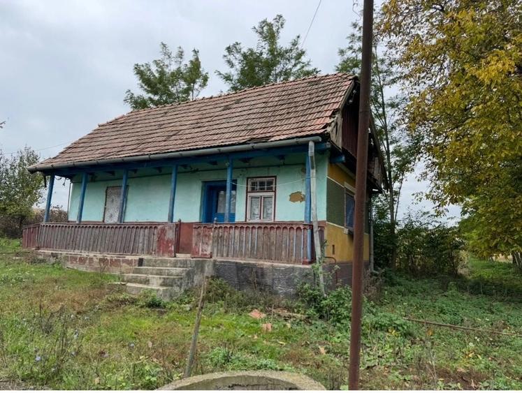 Casă cu 2 camere cu Teren 1500 Mp în Sâncraiu de Mureș