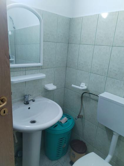 Garsonieră semidecomandată în Ostroveni