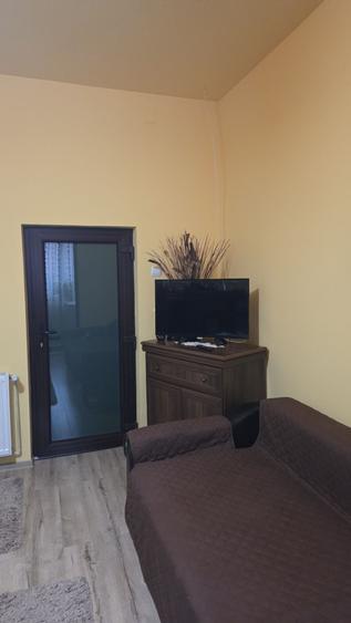 Casă cu 4 camere în Bâlc