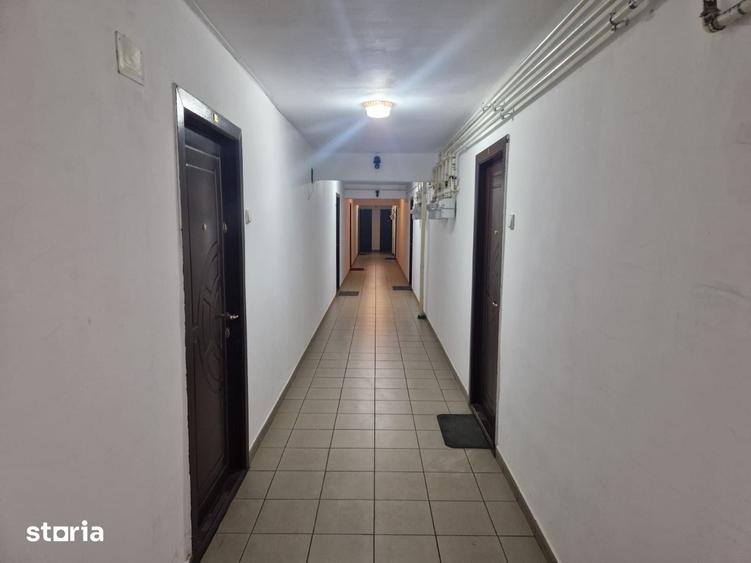 Garsonieră decomandată în Bună Ziua