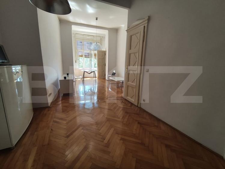 Apartament renovat complet situat in zona ultracentrala in cladire istorica - 18