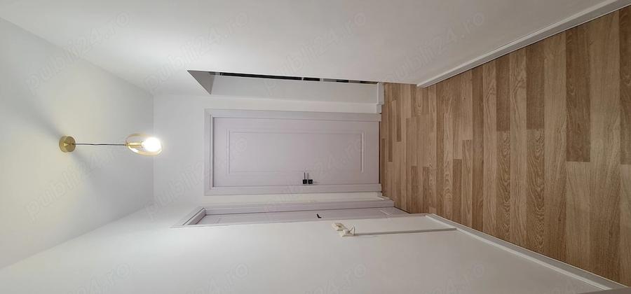 Apartament cu 3 camere semidecomandat în Gara de Nord