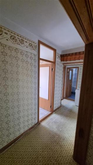 Apartament cu 3 camere decomandat în Călărași