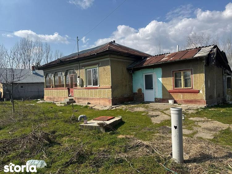 Teren+ casa Gostinu - 1
