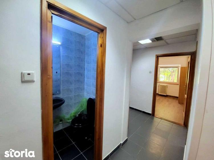 Apartament cu 4 camere, mobilat în Central