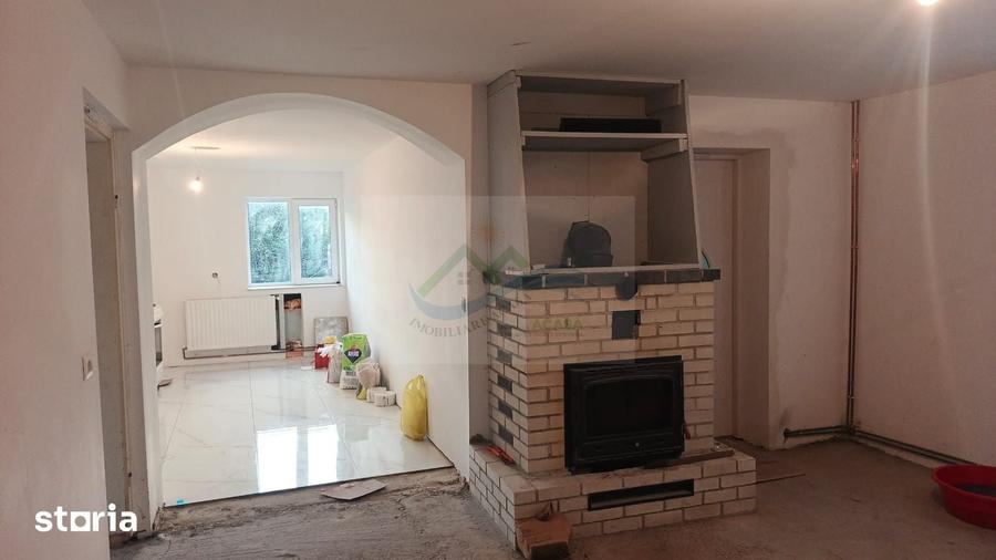 Casă cu 2 camere cu Teren 1250 Mp în Berchișești