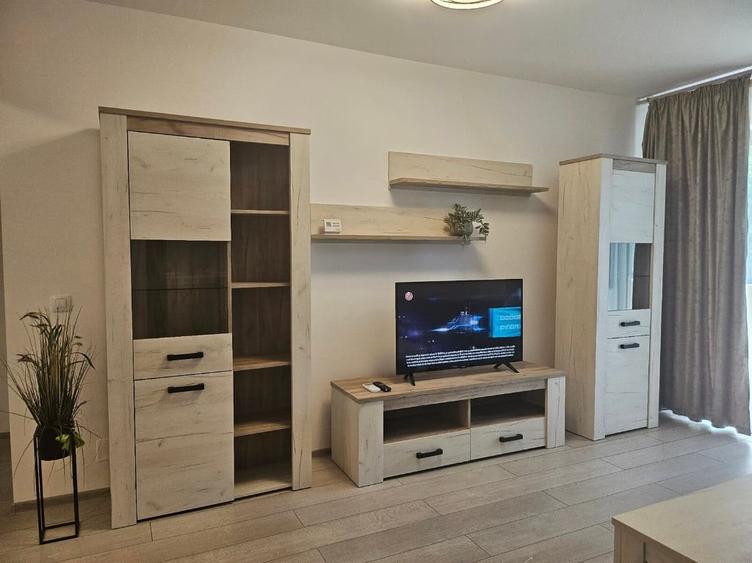 Apartament cu 2 camere nedecomandat în Trivale