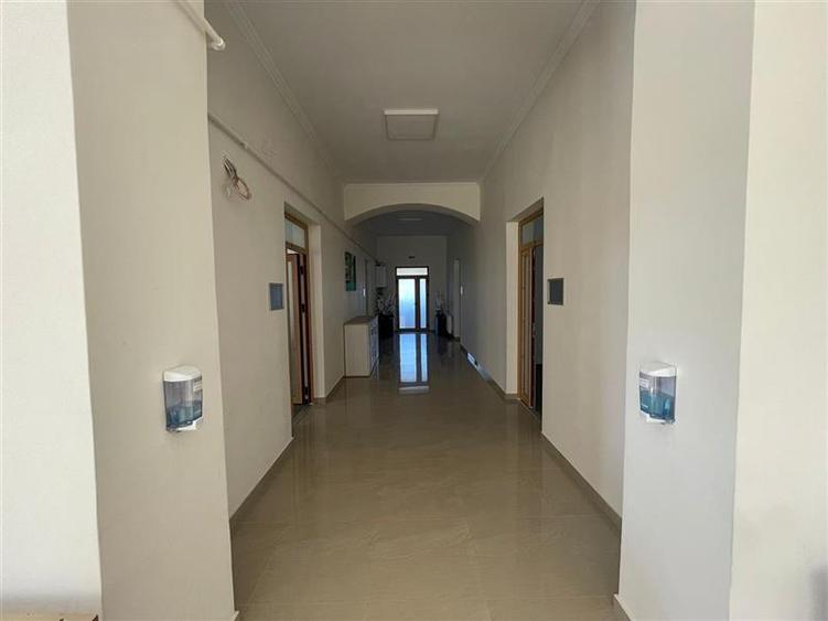Spațiu comercial, de 552 mp, în Mureșeni