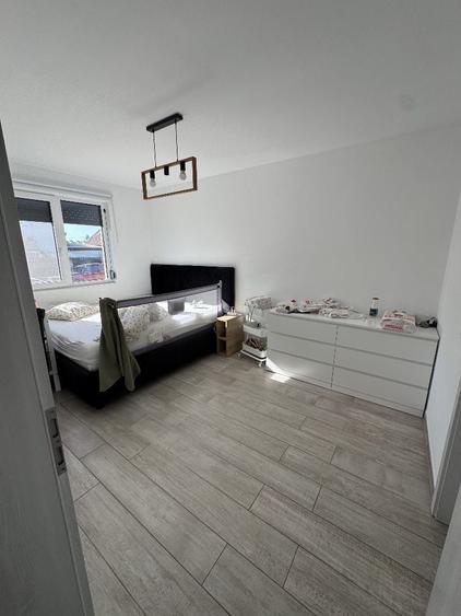 Casă cu 3 camere cu Teren 395 Mp în Moșnița Nouă