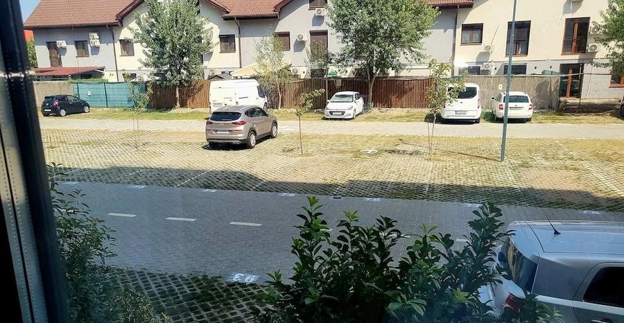 Apartament cu 3 camere decomandat, mobilat în Sisești