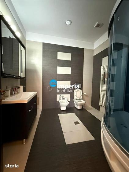 Spațiu comercial, de 360 mp, în Baza 3