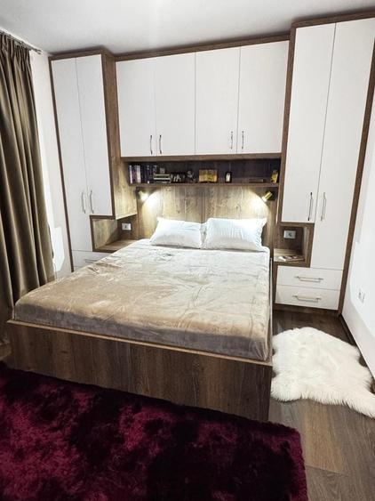 Apartament cu 4 camere în Ipotești