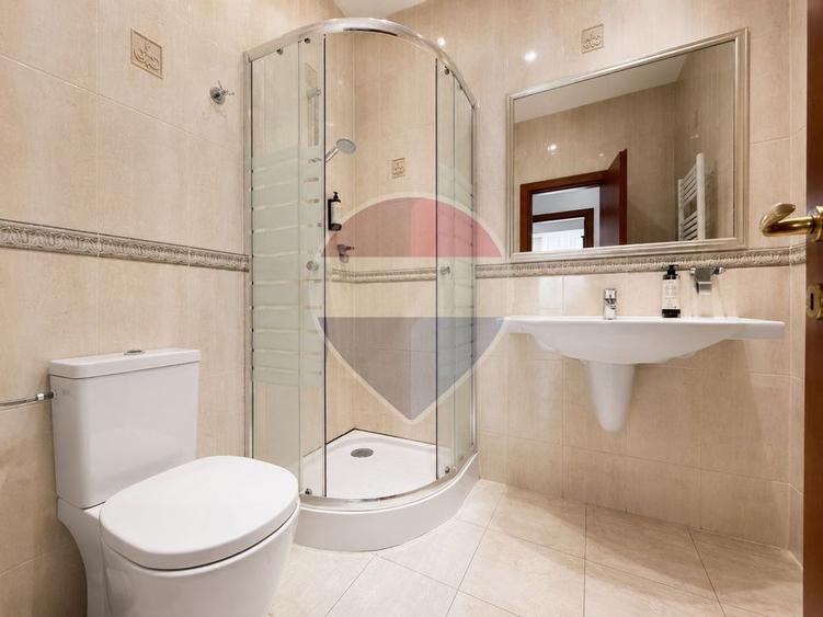 Apartament cu 3 camere, mobilat în Nord