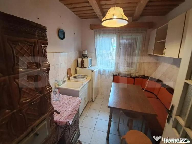 Casă cu 4 camere cu Teren 240 Mp în Central