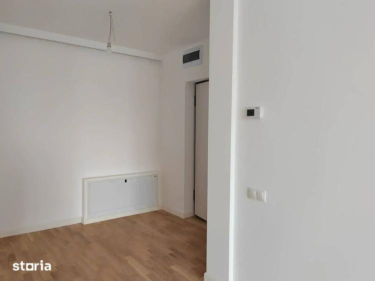 Apartament cu 3 camere decomandat în Străulești