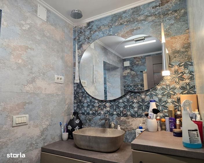 Casă cu 4 camere cu Teren 685 Mp în Central