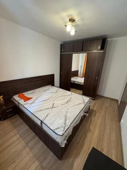Apartament cu 2 camere nedecomandat, mobilat în Berceni