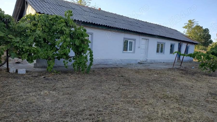 Casă cu 3 camere cu Teren 2080 Mp în Dor Mărunt
