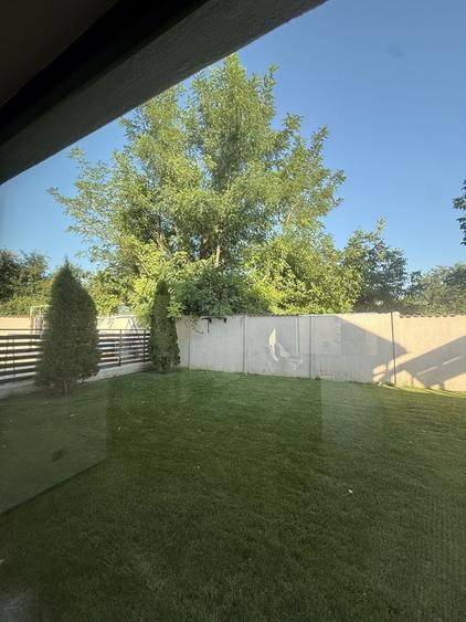 Casă cu 4 camere în Șendreni