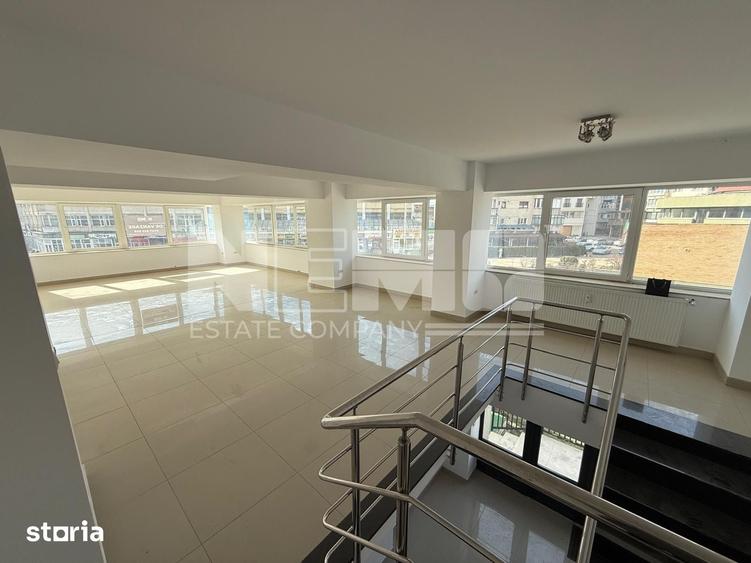 Spațiu comercial, de 120 mp, în Rădăuți