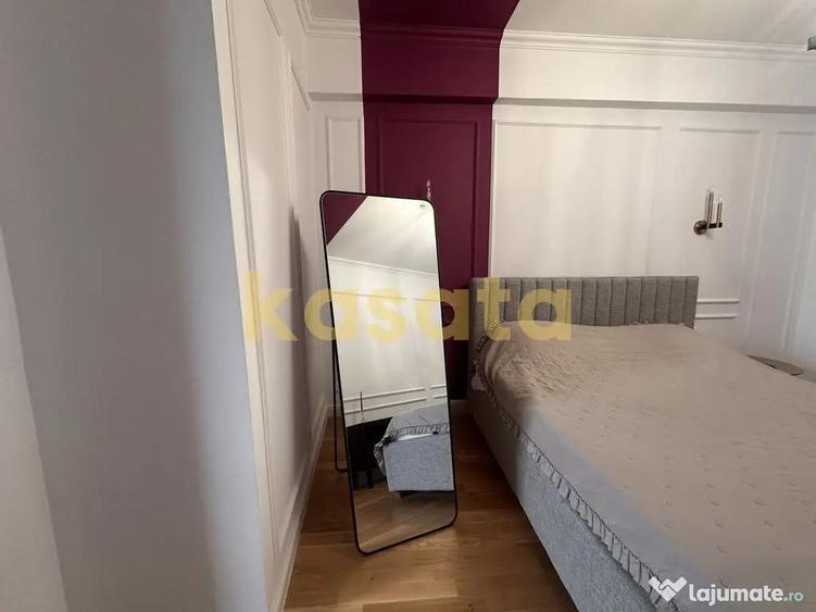 Apartament cu 4 camere decomandat, mobilat în Calea Victoriei