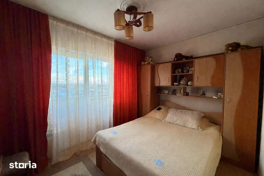 Apartament cu 4 camere în Rahova