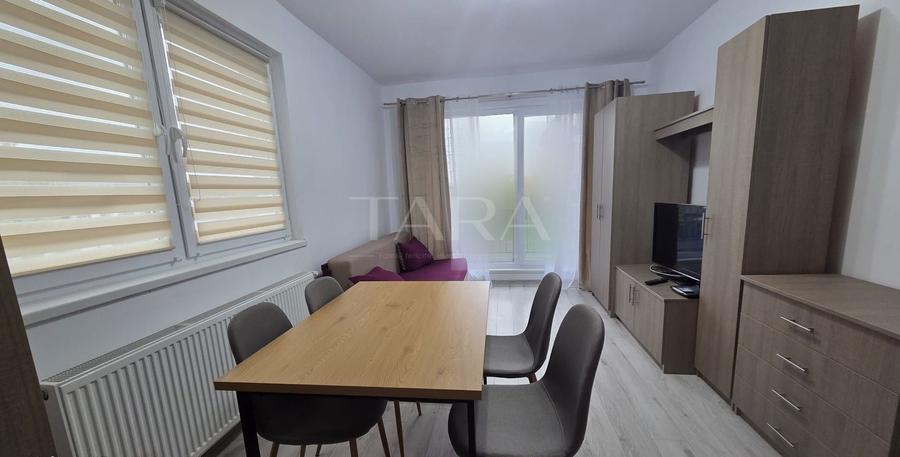 Apartament cu 2 camere decomandat în Florești