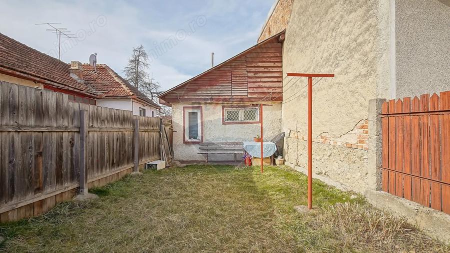 Casă cu 3 camere cu Teren 230 Mp în Carierei
