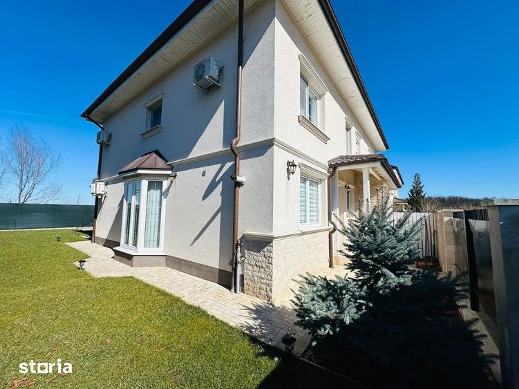 Casă cu 4 camere cu Teren 250 Mp în Corbeanca