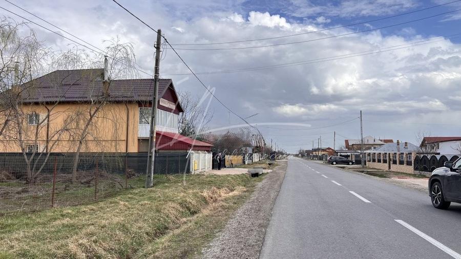 Teren Construcții intravilan de 2450 mp, în Catanele