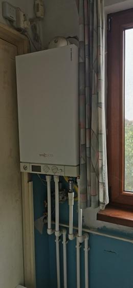 Apartament cu 3 camere decomandat în Mazepa 1