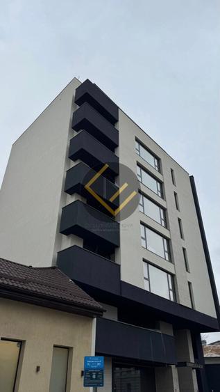Apartament cu 3 camere decomandat în Dacia