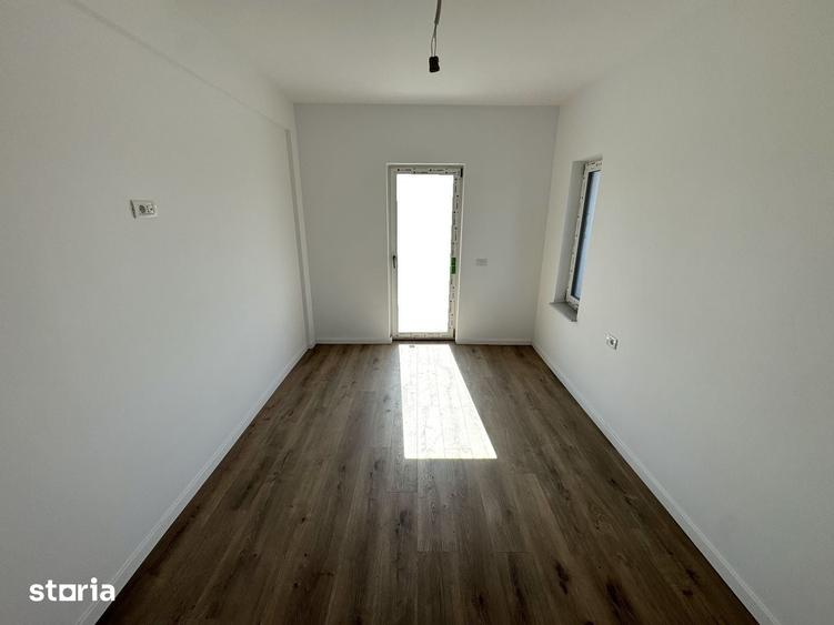 Casă cu 4 camere cu Teren 500 Mp în Miroslava