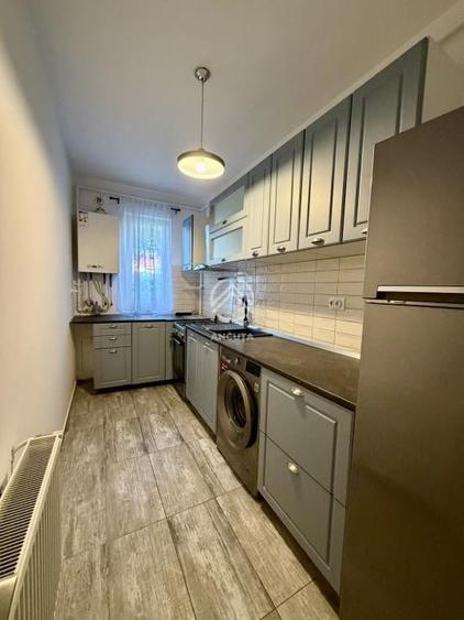 Apartament cu 2 camere semidecomandat în Florești