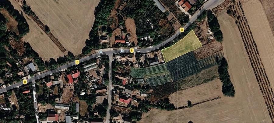 Intravilan in zona pitoreasca cu padurea si apa in apropiere - 2