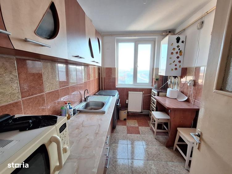 Apartament 3 camere decomandate zona Cora - 2