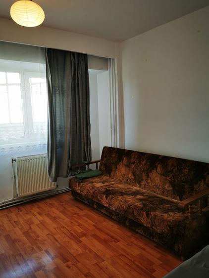 Apartament cu 2 camere decomandat în Mărăști