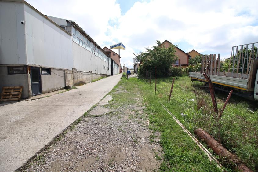 Teren Construcții intravilan de 846 mp, în Vest