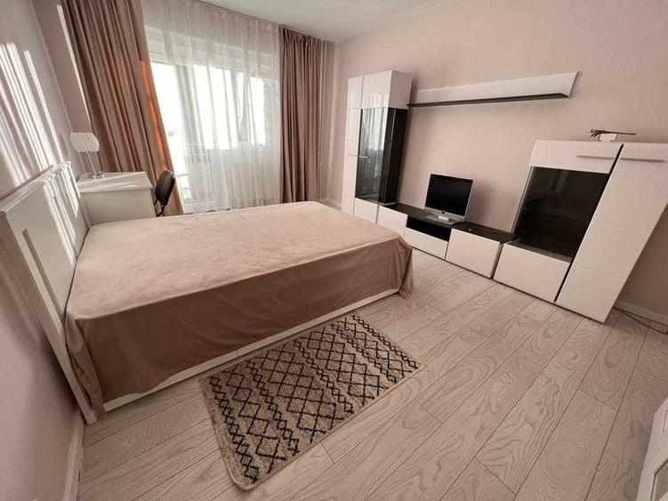 Garsonieră decomandată în Complex Studențesc