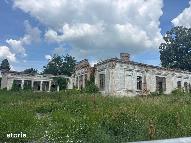 Teren de 2230 mp, în Copou