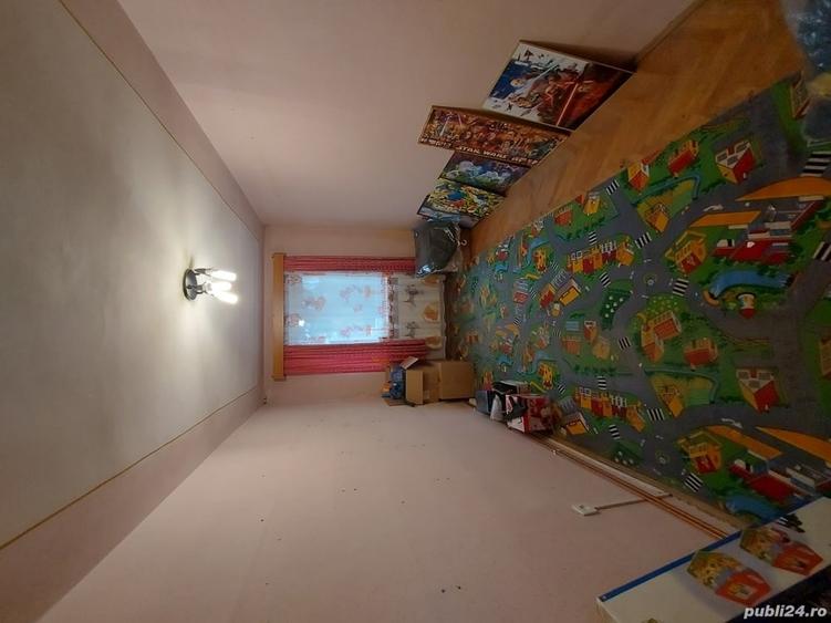 Apartament cu 3 camere decomandat în Luduș