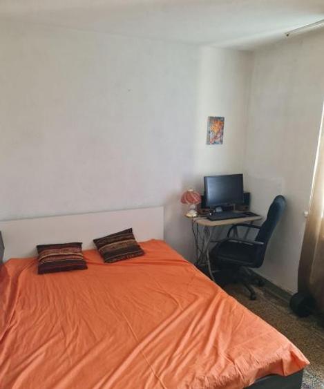 Apartament cu 3 camere decomandat în Berceni — fotografia 3