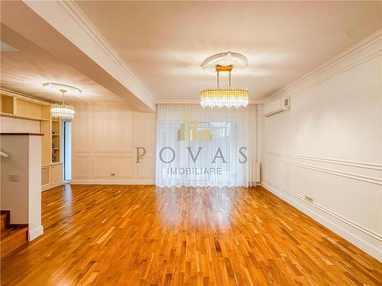 Duplex cu 5 camere cu Canalizare în Vest