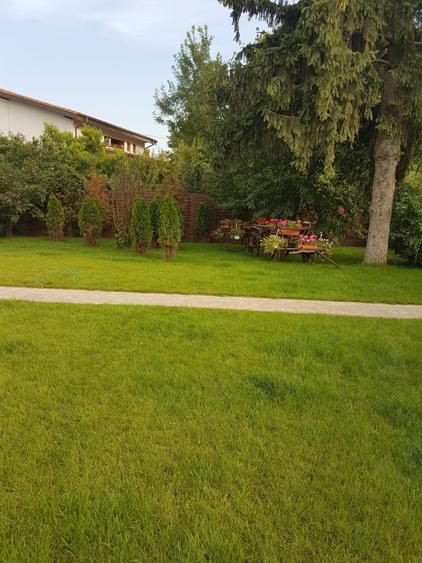 Casă cu 4 camere cu Canalizare în Ferme