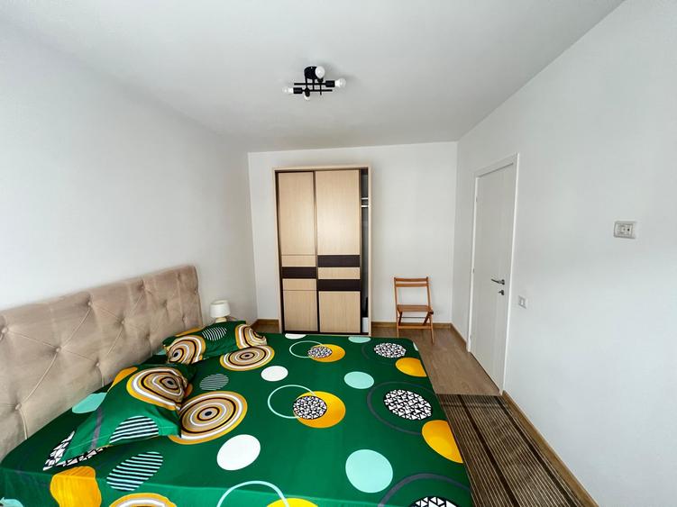 Apartament cu 2 camere semidecomandat, mobilat în Sânpetru