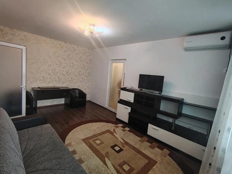 Apartament cu 2 camere semidecomandat în Central