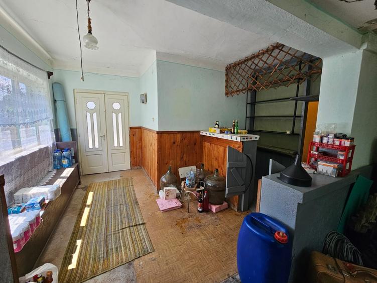 Casă individuală cu 3 camere cu Garaj în Exterior Est