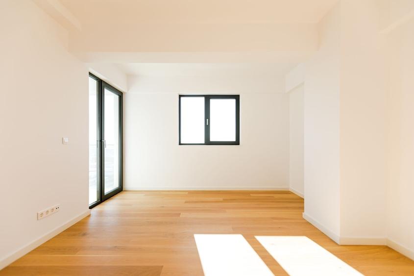 Penthouse cu 3 camere decomandat în Complex Studențesc