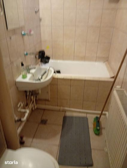 Apartament cu 2 camere decomandat în Obor