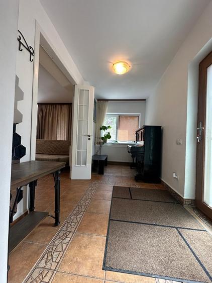Apartament cu 2 camere decomandat în Otopeni